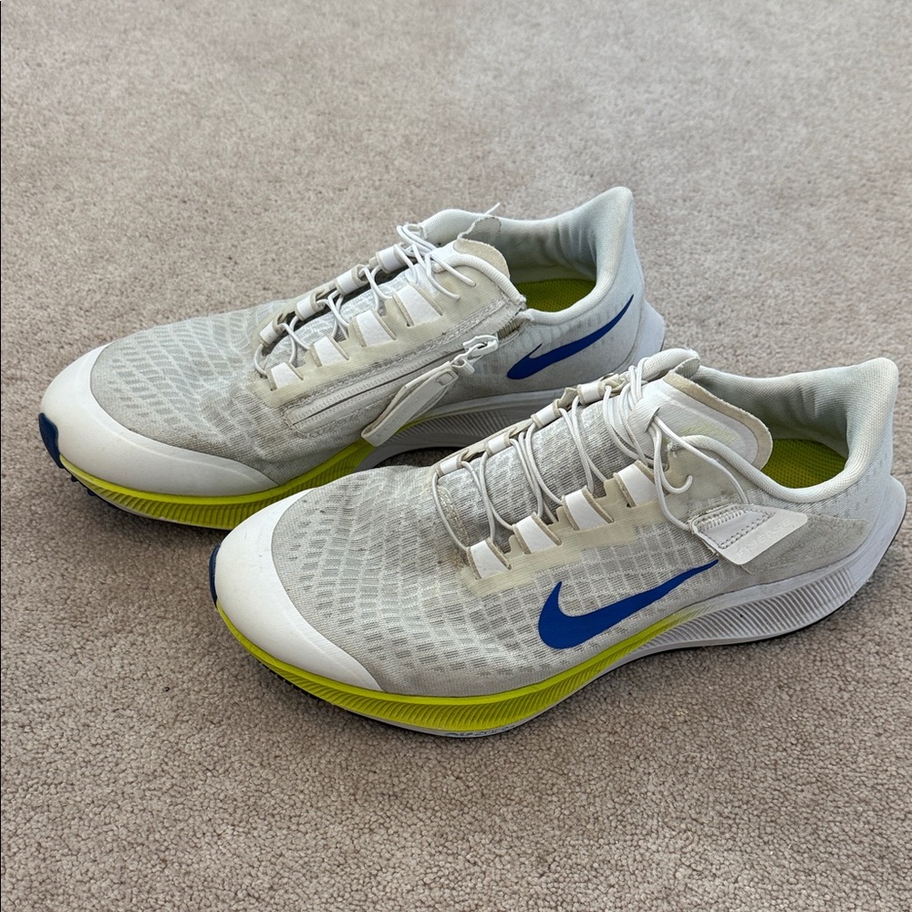 NIKE AIR ZOOM PEGASUS 37 FLYEASE WHITE RACER - men’s 10.5